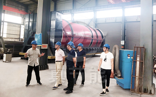 全自動(dòng)污泥烘干設(shè)備考察訪(fǎng)問(wèn) 全自動(dòng)污泥烘干設(shè)備考察訪(fǎng)問(wèn)