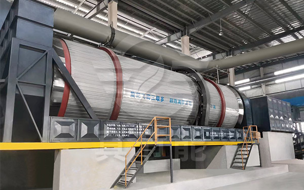 固危廢污泥干燥機(jī)運(yùn)行現(xiàn)場(chǎng) 固危廢污泥干燥機(jī)運(yùn)行現(xiàn)場(chǎng)